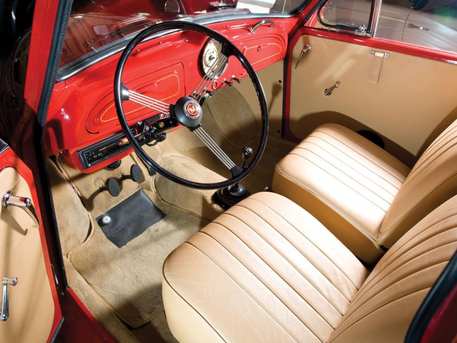 Интерьер Morris Minor 1000 Traveller 1956 года  (фото 25 из 33)